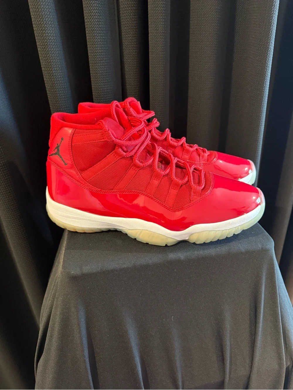 Nike Men’s Red High-Top Athletic Sneakers